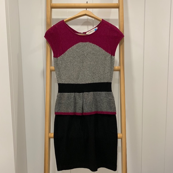 Anthropologie Sparrow Serena Peplum Sweater Dress Size Small - Picture 1 of 5